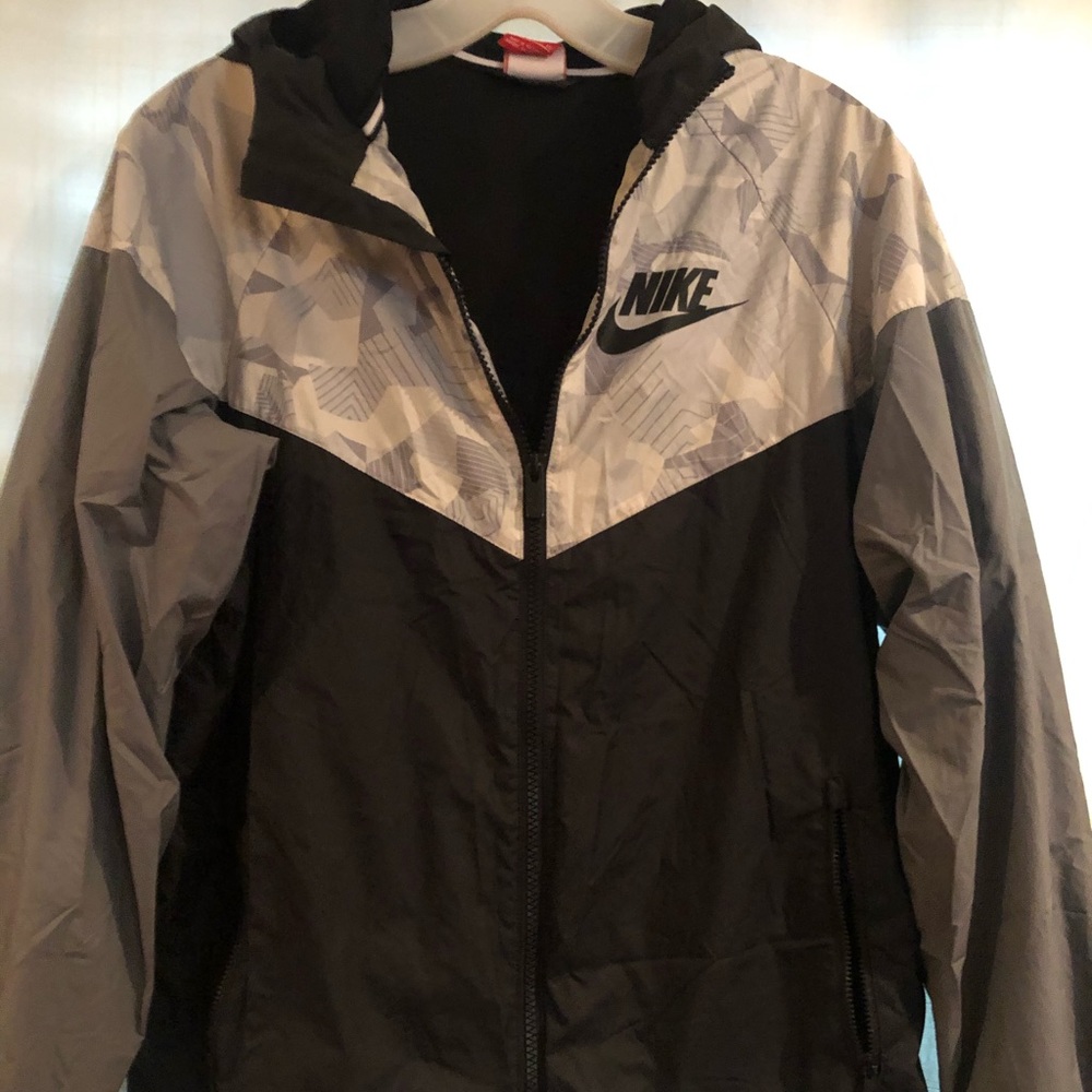 Nike windbreaker
